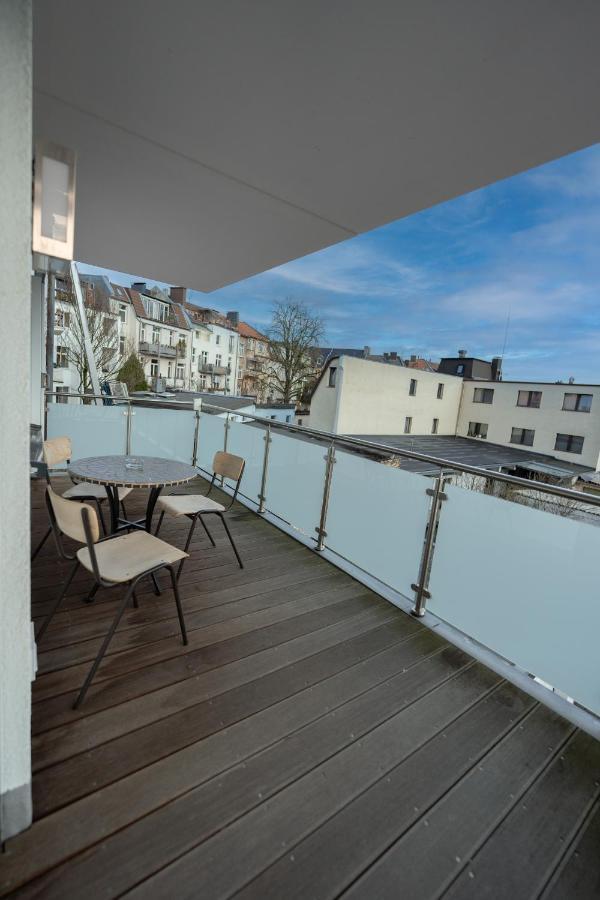 -Zentrale Wohnung-Balkon-Desingerkueche- Bielefeld Exterior photo